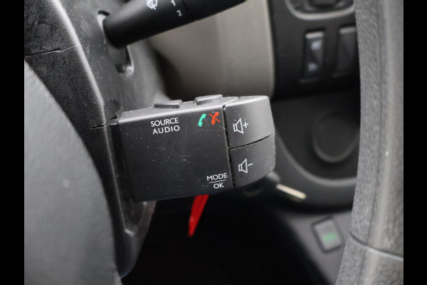 Renault Trafic 1.6 dCi T29 3-ZITS L2H1 + APPLE CARPLAY | ANDROID | TREKHAAK | CRUISE CONTROL | AIRCO