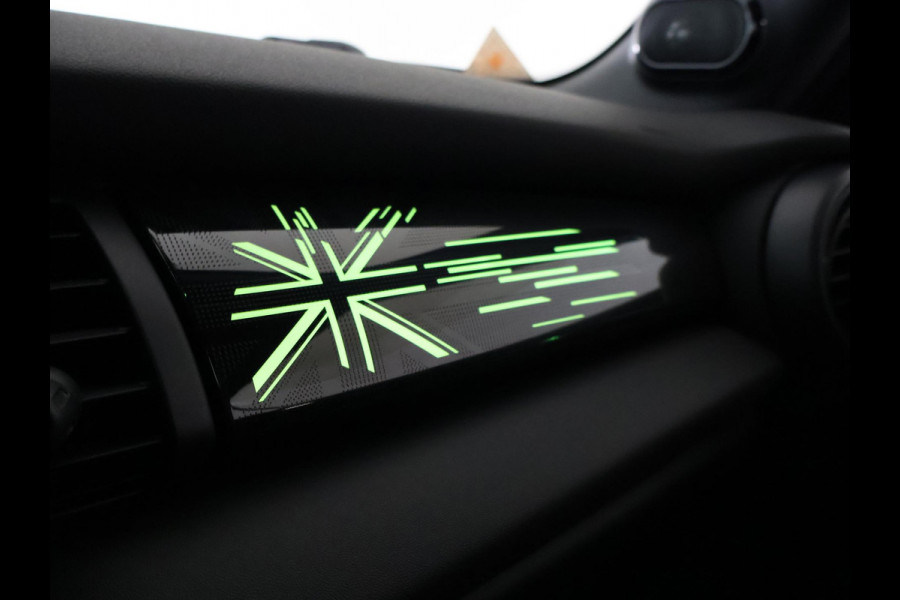 MINI Cabrio 2.0 JCW JOHN COOPER WORKS 231 PK REBEL GREEN | JCW STOELEN | ADAPTIVE CRUISE | ORIG. NL