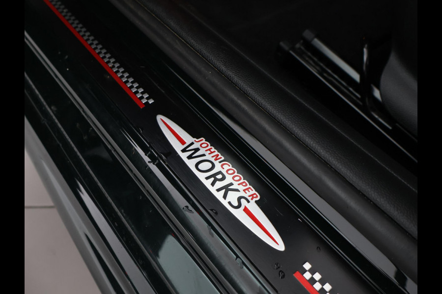 MINI Cabrio 2.0 JCW JOHN COOPER WORKS 231 PK REBEL GREEN | JCW STOELEN | ADAPTIVE CRUISE | ORIG. NL
