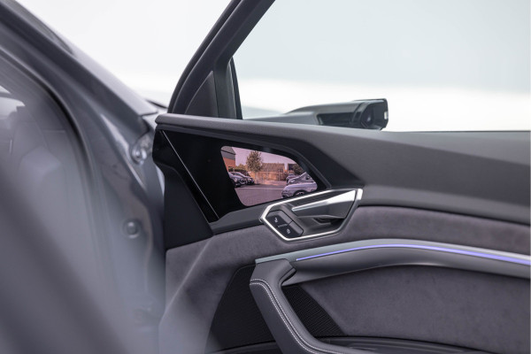 Audi SQ8 e-tron Sportback 504pk Quattro Pano S-stoelen B&O ACC Trekhaak