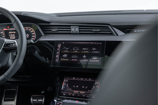 Audi SQ8 e-tron Sportback 504pk Quattro Pano S-stoelen B&O ACC Trekhaak