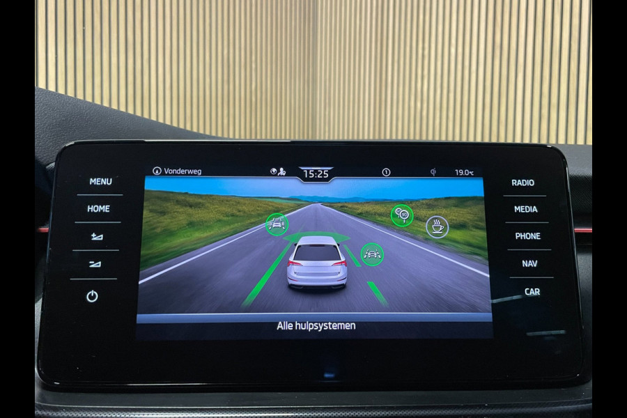 Škoda SCALA 1.0 TSI Sport Business|KUIPSTOELEN|ANDROID AUTO/APPLE CARPLAY|CLIMATE+CRUISE CONTROL|PDC|LMV|NAP|NL-AUTO|1e EIGENAAR|