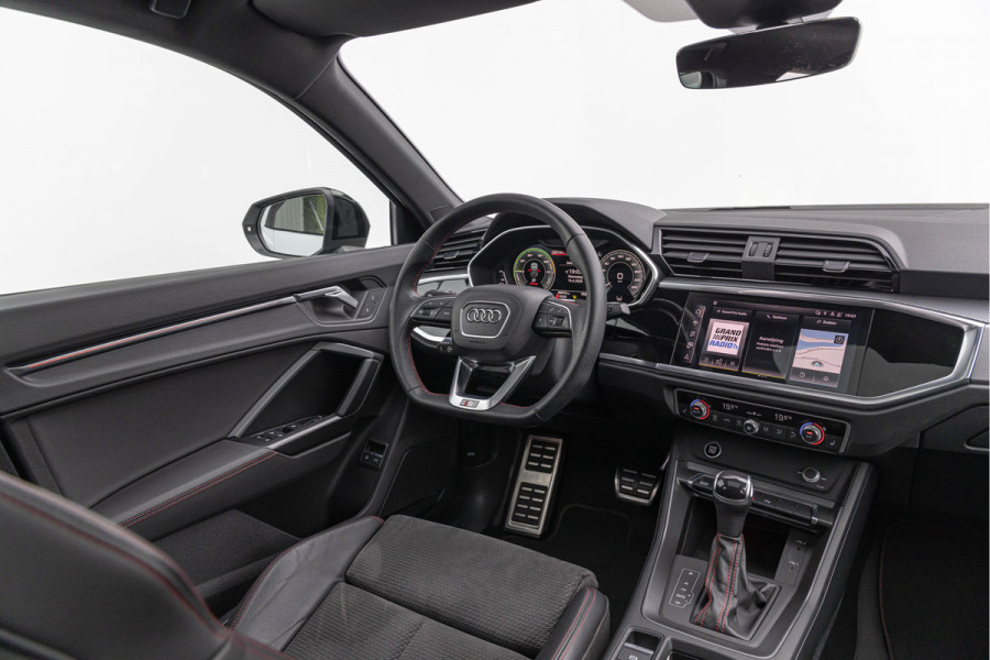 Audi Q3 Sportback 45 TFSI e 245pk S-Line Pano Sonos Sfeer ACC 20''