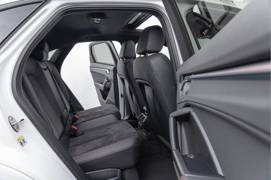 Audi Q3 Sportback 45 TFSI e 245pk S-Line Pano Sonos Sfeer ACC 20''