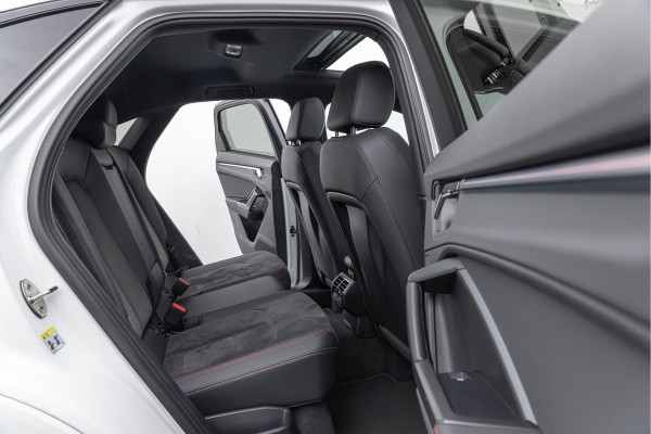 Audi Q3 Sportback 45 TFSI e 245pk S-Line Pano Sonos Sfeer ACC 20''