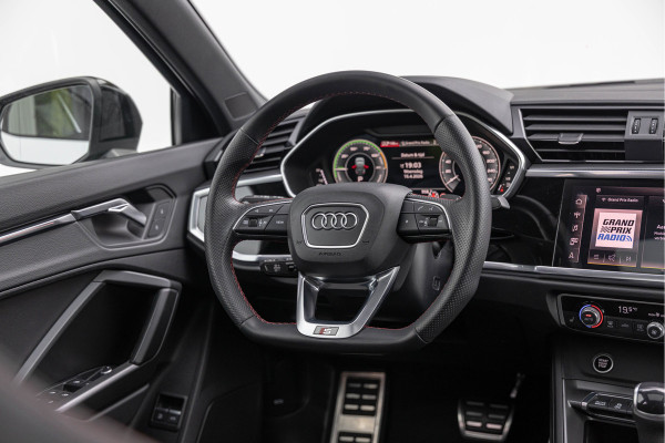 Audi Q3 Sportback 45 TFSI e 245pk S-Line Pano Sonos Sfeer ACC 20''