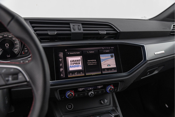 Audi Q3 Sportback 45 TFSI e 245pk S-Line Pano Sonos Sfeer ACC 20''