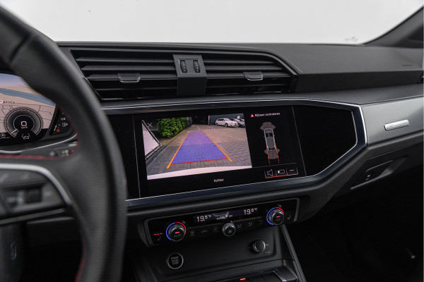 Audi Q3 Sportback 45 TFSI e 245pk S-Line Pano Sonos Sfeer ACC 20''