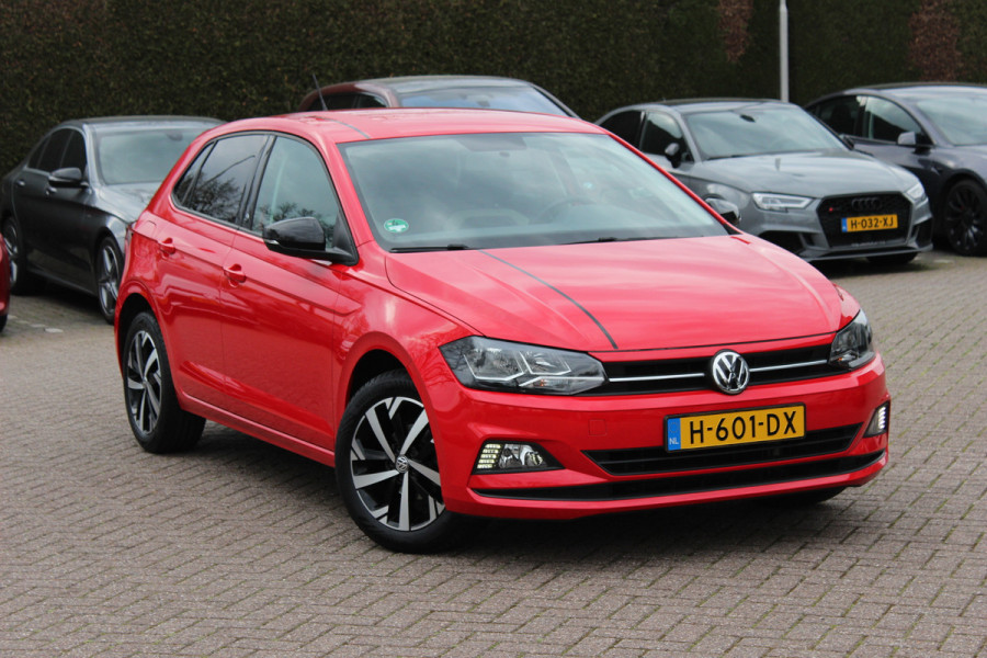 Volkswagen Polo 1.0 TSI Comfortline / NL Auto! / 1e Eign. / Trekhaak / CarPlay / Beats / 16'' / ACC