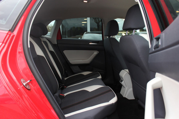 Volkswagen Polo 1.0 TSI Comfortline / NL Auto! / 1e Eign. / Trekhaak / CarPlay / Beats / 16'' / ACC