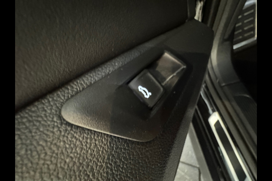 Volkswagen T-Roc 1.5 TSI R-Line Pano|Beats|IQ|Keyless|Camera