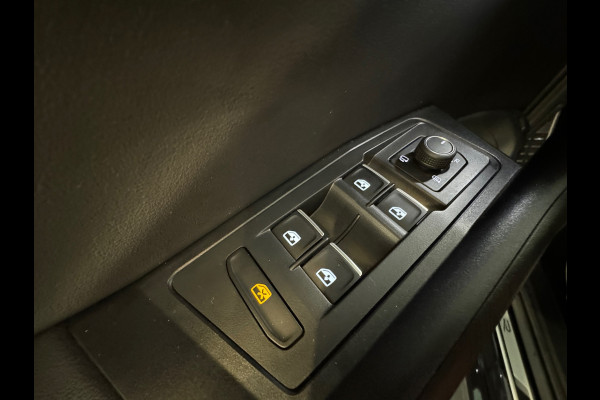 Volkswagen T-Roc 1.5 TSI R-Line Pano|Beats|IQ|Keyless|Camera