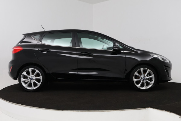 Ford Fiesta 1.0 EcoBoost Titanium (ACHTERUITRIJCAMERA, CRUISE CONTROL ADAPTIEF, NAVIGATIE, PARKEERSENSOREN)