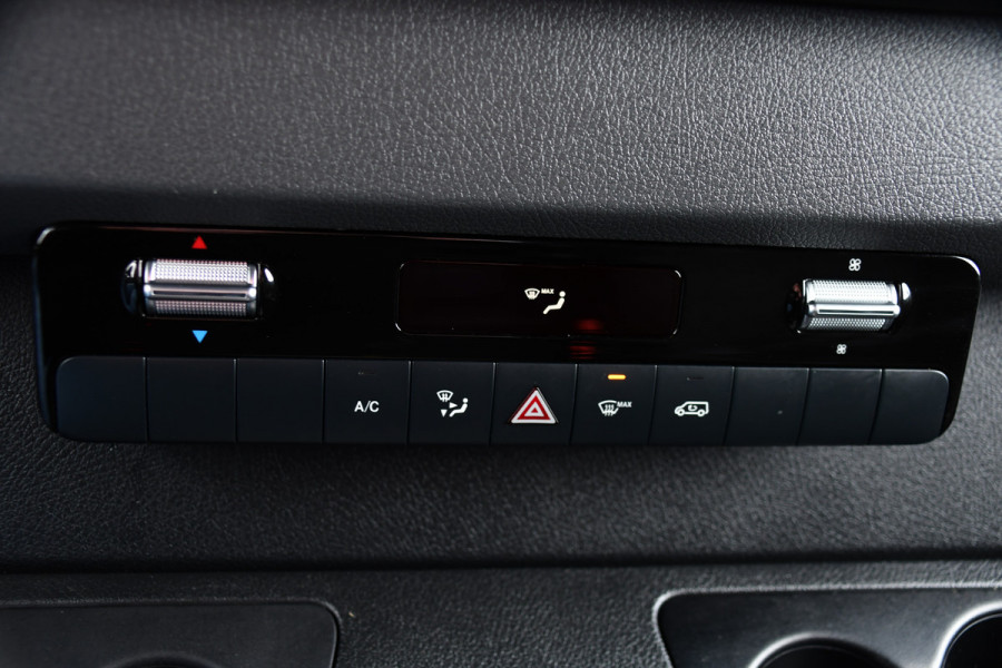 Mercedes-Benz Sprinter 319 V6 3.0 CDI L2H2 PB Edition Cruise, 360 Camera, Carplay, LED, 3500kg Trekhaak, LED, NAVI, Virtual, Uniek!