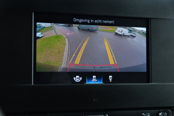 Mercedes-Benz Sprinter 319 V6 3.0 CDI L2H2 PB Edition Cruise, 360 Camera, Carplay, LED, 3500kg Trekhaak, LED, NAVI, Virtual, Uniek!