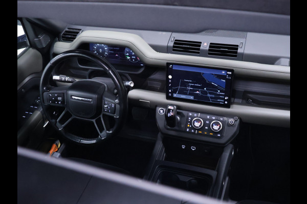 Land Rover Defender 110 2.0 P400e 110 Urban X-Dynamic [ADAPTIVE CRUISE, APPLE CARPLAY, TREKHAAK, SCHUIFKANTELDAK, CAMERA, MEMORY, STOELVERWAMING, NAVIGATIE, NIEUWSTAAT]