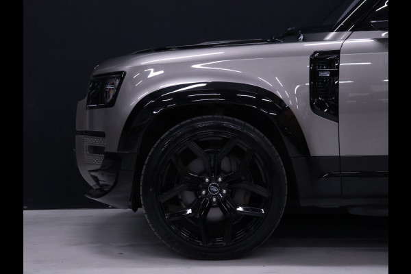 Land Rover Defender 110 2.0 P400e 110 Urban X-Dynamic [ADAPTIVE CRUISE, APPLE CARPLAY, TREKHAAK, SCHUIFKANTELDAK, CAMERA, MEMORY, STOELVERWAMING, NAVIGATIE, NIEUWSTAAT]