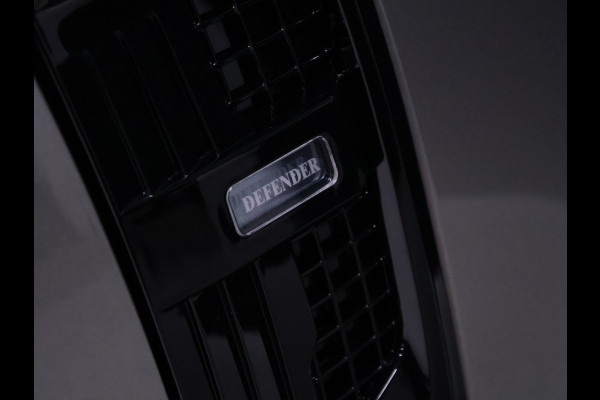 Land Rover Defender 110 2.0 P400e 110 Urban X-Dynamic [ADAPTIVE CRUISE, APPLE CARPLAY, TREKHAAK, SCHUIFKANTELDAK, CAMERA, MEMORY, STOELVERWAMING, NAVIGATIE, NIEUWSTAAT]