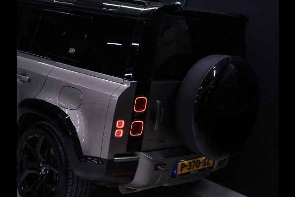 Land Rover Defender 110 2.0 P400e 110 Urban X-Dynamic [ADAPTIVE CRUISE, APPLE CARPLAY, TREKHAAK, SCHUIFKANTELDAK, CAMERA, MEMORY, STOELVERWAMING, NAVIGATIE, NIEUWSTAAT]