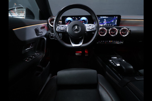 Mercedes-Benz CLA-Klasse Shooting Brake 250 e AMG Limited [SFEERVERLICHTING, TREKHAAK, CAMERA, CRUISE CONTROL, STOELVERWARMING, MEMORY SEATS, SCHUIFKANTELDAK, APPLE CARPLAY, NAVIGATIE, NIEUWSTAAT]