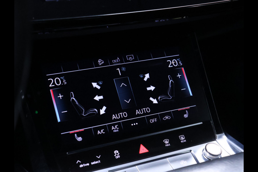 Audi e-tron Sportback 50 quattro S edition 71 kWh [ADAPTIVE CRUISE, APPLE CARPLAY, CAMERA, STOELVERWAMING, SCHUIFKANTELDAK, MEMORY, ELEKTRISCHE ACHTERKLEP, DIGITAL DASH, NAVIGATIE, NIEUWSTAAT]