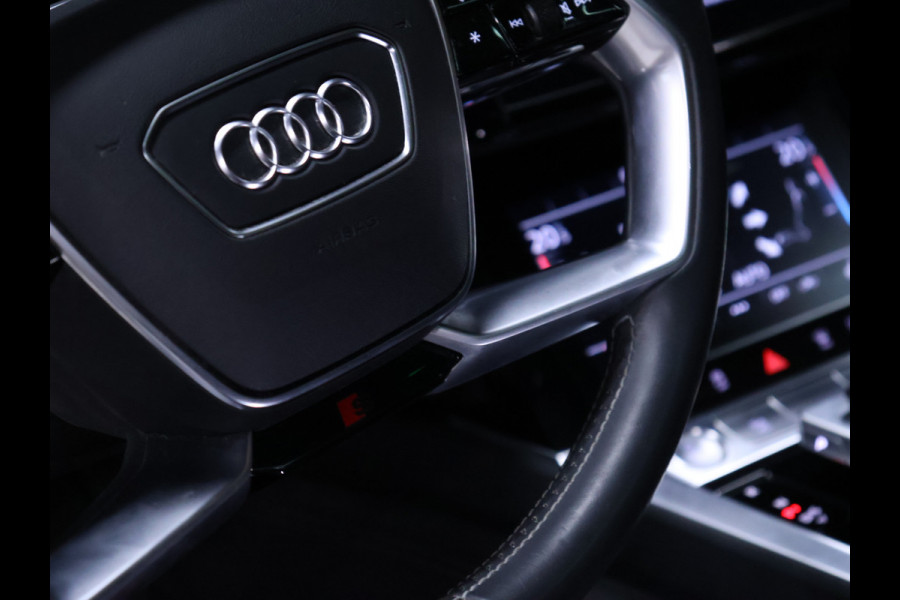 Audi e-tron Sportback 50 quattro S edition 71 kWh [ADAPTIVE CRUISE, APPLE CARPLAY, CAMERA, STOELVERWAMING, SCHUIFKANTELDAK, MEMORY, ELEKTRISCHE ACHTERKLEP, DIGITAL DASH, NAVIGATIE, NIEUWSTAAT]