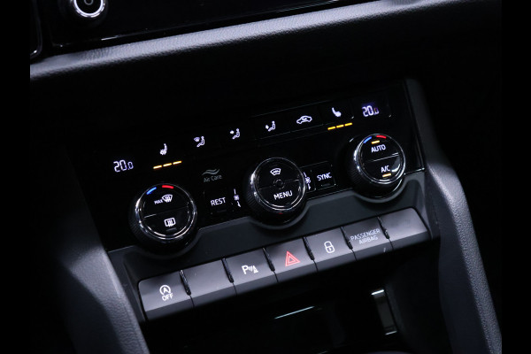 Škoda Kodiaq 1.5 TSI Sport [STOELVERWARMING, CAMERA, TREKHAAK, APPLE CARPLAY, AUTOMATISCHE VERLICHTING, NAVIGATIE, NIEUWSTAAT]