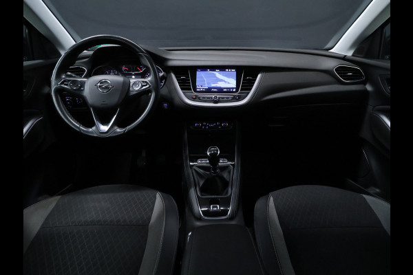 Opel Grandland X 1.2 Turbo Business Executive [APPLE CARPLAY, CAMERA, DODE HOEK DETECTIE, CRUISE CONTROL, ELEKTRISCHE ACHTERKLEP, LANE ASSIST, NAVIGATIE, NIEUWSTAAT]