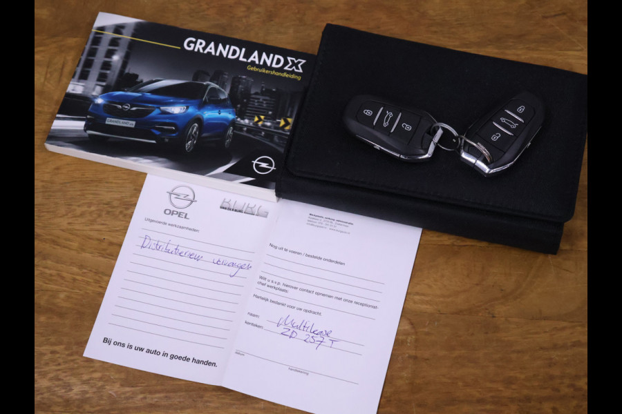 Opel Grandland X 1.2 Turbo Business Executive [APPLE CARPLAY, CAMERA, DODE HOEK DETECTIE, CRUISE CONTROL, ELEKTRISCHE ACHTERKLEP, LANE ASSIST, NAVIGATIE, NIEUWSTAAT]