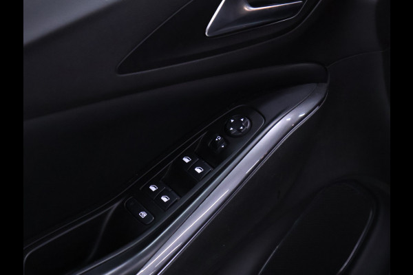 Opel Grandland X 1.2 Turbo Business Executive [APPLE CARPLAY, CAMERA, DODE HOEK DETECTIE, CRUISE CONTROL, ELEKTRISCHE ACHTERKLEP, LANE ASSIST, NAVIGATIE, NIEUWSTAAT]