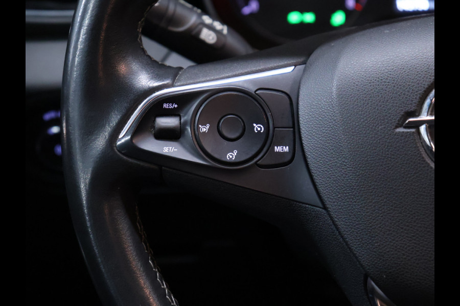 Opel Grandland X 1.2 Turbo Business Executive [APPLE CARPLAY, CAMERA, DODE HOEK DETECTIE, CRUISE CONTROL, ELEKTRISCHE ACHTERKLEP, LANE ASSIST, NAVIGATIE, NIEUWSTAAT]
