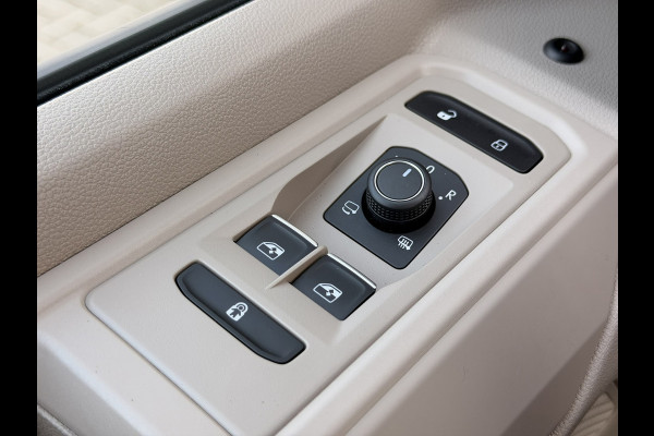 Volkswagen Multivan 1.4 eHybrid L2H1 BTW 7P Pano IQ Trekhaak