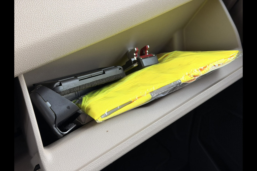 Volkswagen Multivan 1.4 eHybrid L2H1 BTW 7P Pano IQ Trekhaak