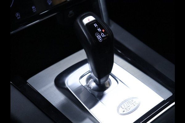 Land Rover Discovery Sport P300e 1.5 R-Dynamic HSE [CRUISE, STOELVERWAMING, STUURVERWAMING, CAMERA, APPLE CARPLAY, ELEKTRISCHE ACHTERKLEP, LANE ASSIST, MEMORY, TREKHAAK, NAVIGATIE, NIEUWSTAAT]