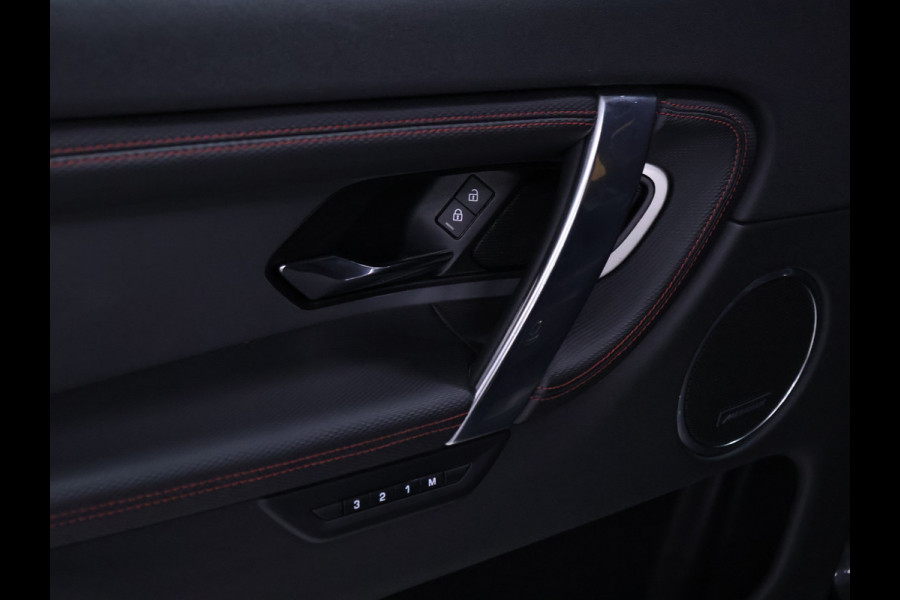 Land Rover Discovery Sport P300e 1.5 R-Dynamic HSE [CRUISE, STOELVERWAMING, STUURVERWAMING, CAMERA, APPLE CARPLAY, ELEKTRISCHE ACHTERKLEP, LANE ASSIST, MEMORY, TREKHAAK, NAVIGATIE, NIEUWSTAAT]