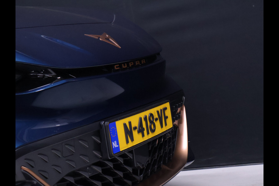 CUPRA Born Business One 62 kWh [ADAPTIVE CRUISE, STOEL/STUUR VERWARMING, CAMERA, APPLE CARPLAY, NAVIGATIE, NIEUWSTAAT]