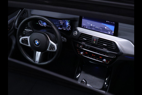 BMW X3 xDrive30e M Sport [SCHUIFKANTELDAK, LEDER, APPLE CARPLAY, CAMERA, ELEK. ACHTERKLEP, DIGITAL DASH, NAVIGATIE, CRUISE, NIEUWSTAAT]