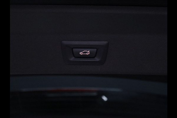 BMW X3 xDrive30e M Sport [SCHUIFKANTELDAK, LEDER, APPLE CARPLAY, CAMERA, ELEK. ACHTERKLEP, DIGITAL DASH, NAVIGATIE, CRUISE, NIEUWSTAAT]