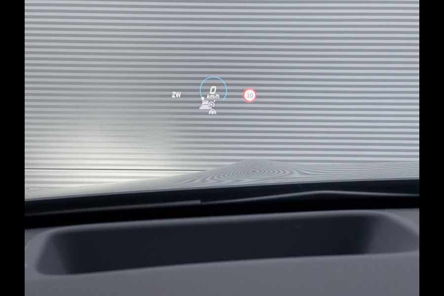 Mercedes-Benz CLA-Klasse 250 e AMG Line 45s 360/HuD/Pano/Leer