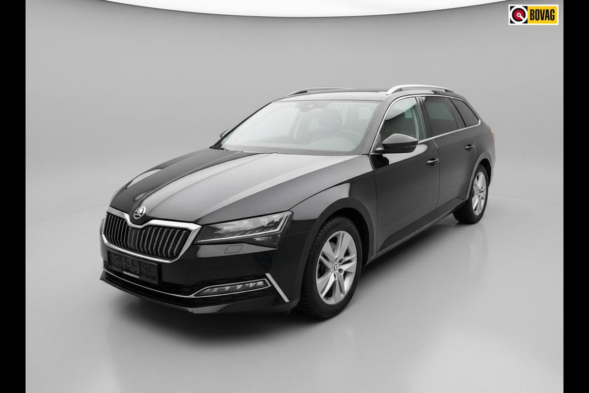 Škoda Superb Combi 1.4 TSI iV Style * Trekhaak * Stoelverwarming * Digitale teller *