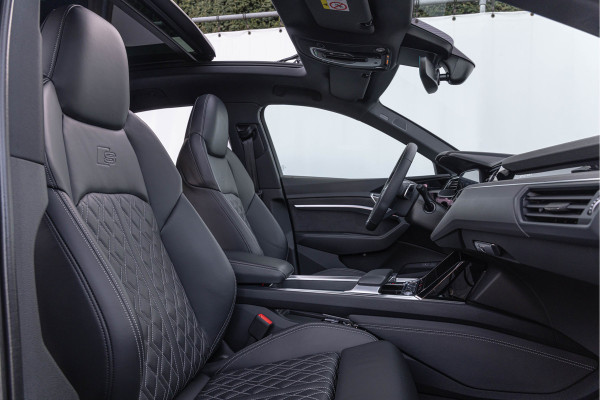 Audi Q8 e-tron Sportback 504pk Quattro SQ8 Pano S-stoelen B&O ACC Trekhaak