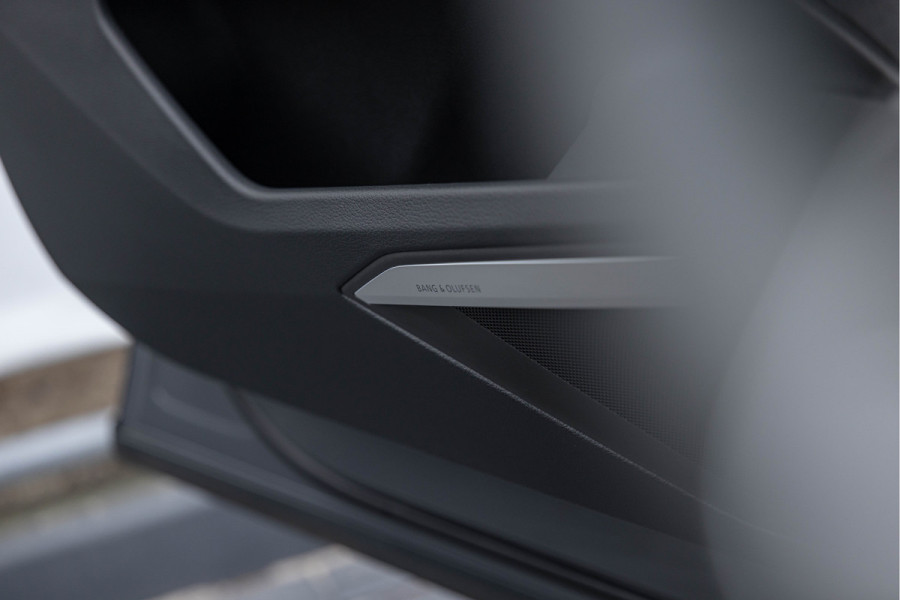 Audi Q8 e-tron Sportback 504pk Quattro SQ8 Pano S-stoelen B&O ACC Trekhaak