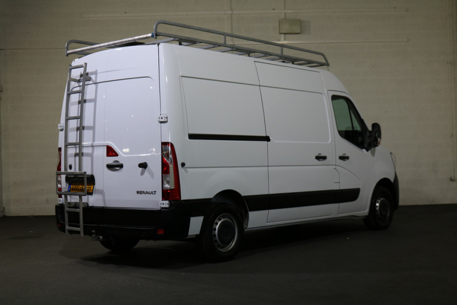 Renault Master 2.3 dCi 135pk L2 H2 Airco Navigatie Imperiaal Inrichting