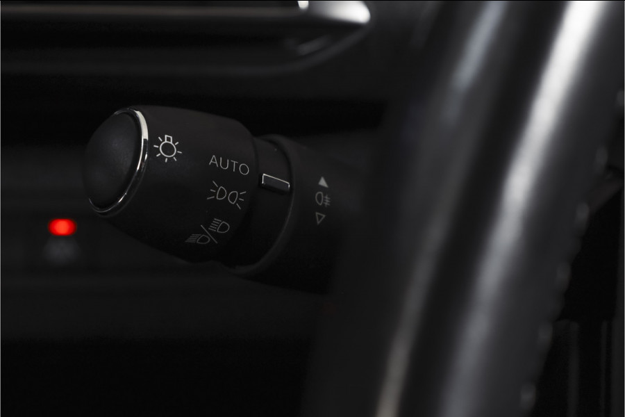 Peugeot 3008 1.6 HYbrid 225 Blue Lease Allure - Automaat Orig. NL | Dig. Cockpit | Cruise | PDC | Camera | NAV  + App. Connect | ECC | Elek. Klep | LM 17" |