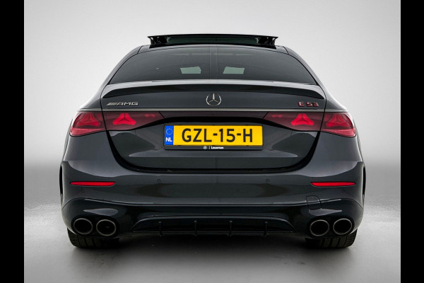 Mercedes-Benz E-Klasse AMG 53 4MATIC+ / NL Auto / Luchtvering (AMG RIDE CONTROL) / Panoramadak / Night Pakket / MBUX Superscreen / Achterasbesturing / Burmester / Plug-in hybride / Elektrisch rijbereik tot ca. 100 km /