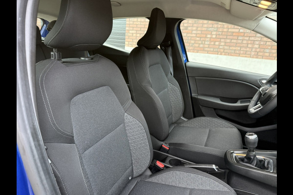 Renault Clio 1.0 TCe / Navigatie / Apple CarPlay - Android / 1e Eigenaar / ALL-Season banden / Cruise Control / PDC met optische w