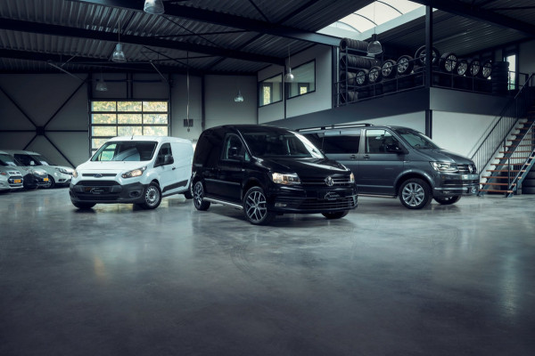 Renault Clio 1.0 TCe / Navigatie / Apple CarPlay - Android / 1e Eigenaar / ALL-Season banden / Cruise Control / PDC met optische w