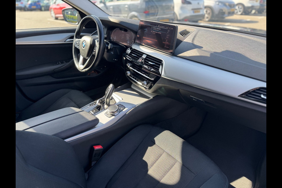BMW 5 Serie Touring 530e xDrive ACC HUD 360 camera Laser 1 Jaar Garantie !