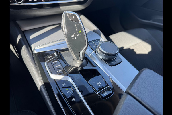 BMW 5 Serie Touring 530e xDrive ACC HUD 360 camera Laser 1 Jaar Garantie !
