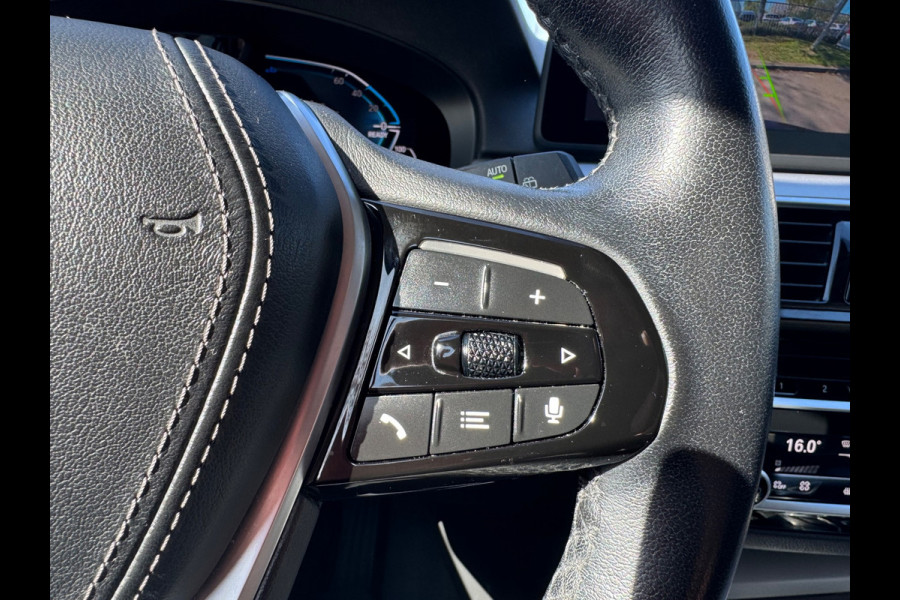 BMW 5 Serie Touring 530e xDrive ACC HUD 360 camera Laser 1 Jaar Garantie !